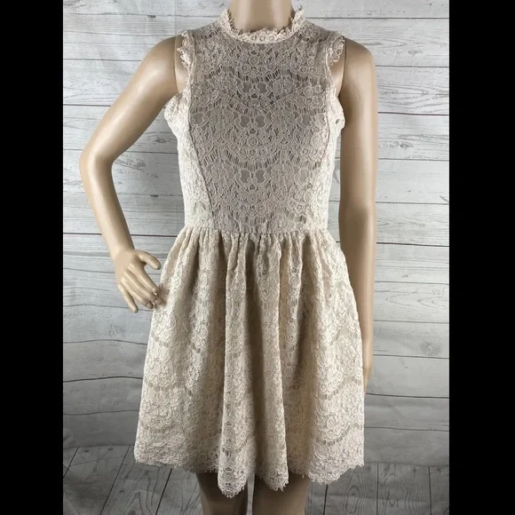 chinese dress ladies Little Flowers White Lace Dress